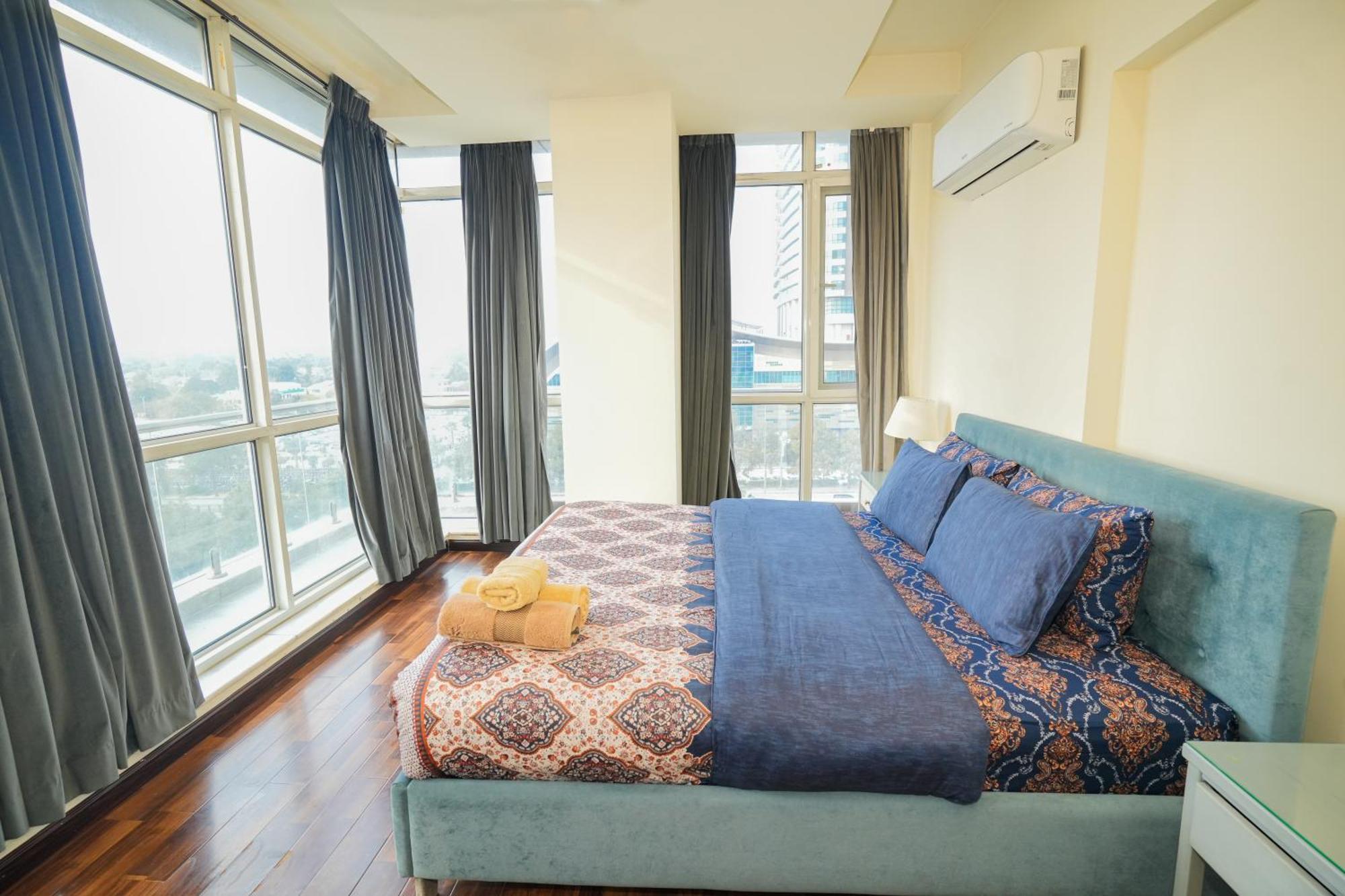 Cozy 2-Bedroom Apartment With King Beds, Balcony & Stunning Views At Elysium Ισλαμαμπάντ Εξωτερικό φωτογραφία