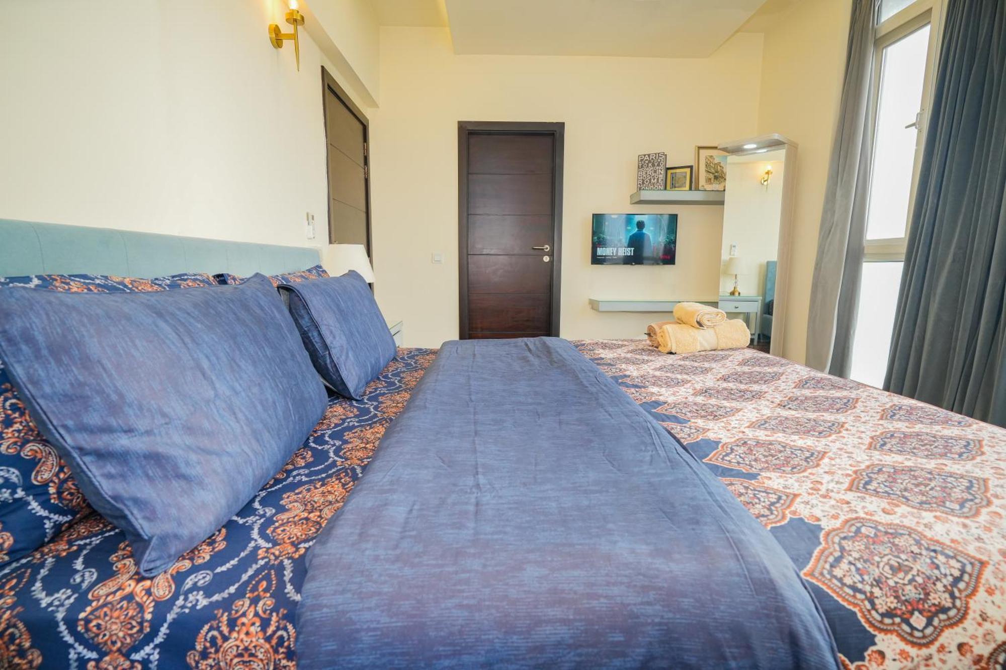 Cozy 2-Bedroom Apartment With King Beds, Balcony & Stunning Views At Elysium Ισλαμαμπάντ Εξωτερικό φωτογραφία